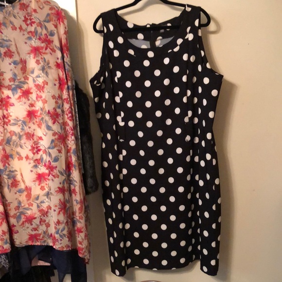 Voir Voir Dresses & Skirts - Black & White Polka Dot Dress